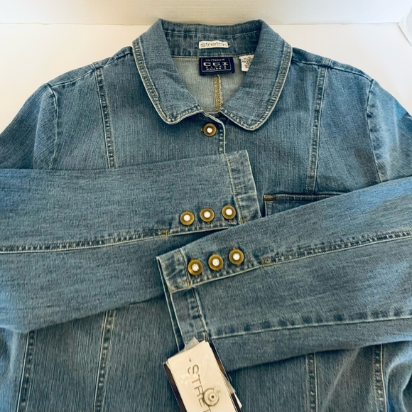 Authentic CCI Blues Woman's Jean Jacket Stretch Light Blue Denim Size 1X Pockets - Picture 15 of 16
